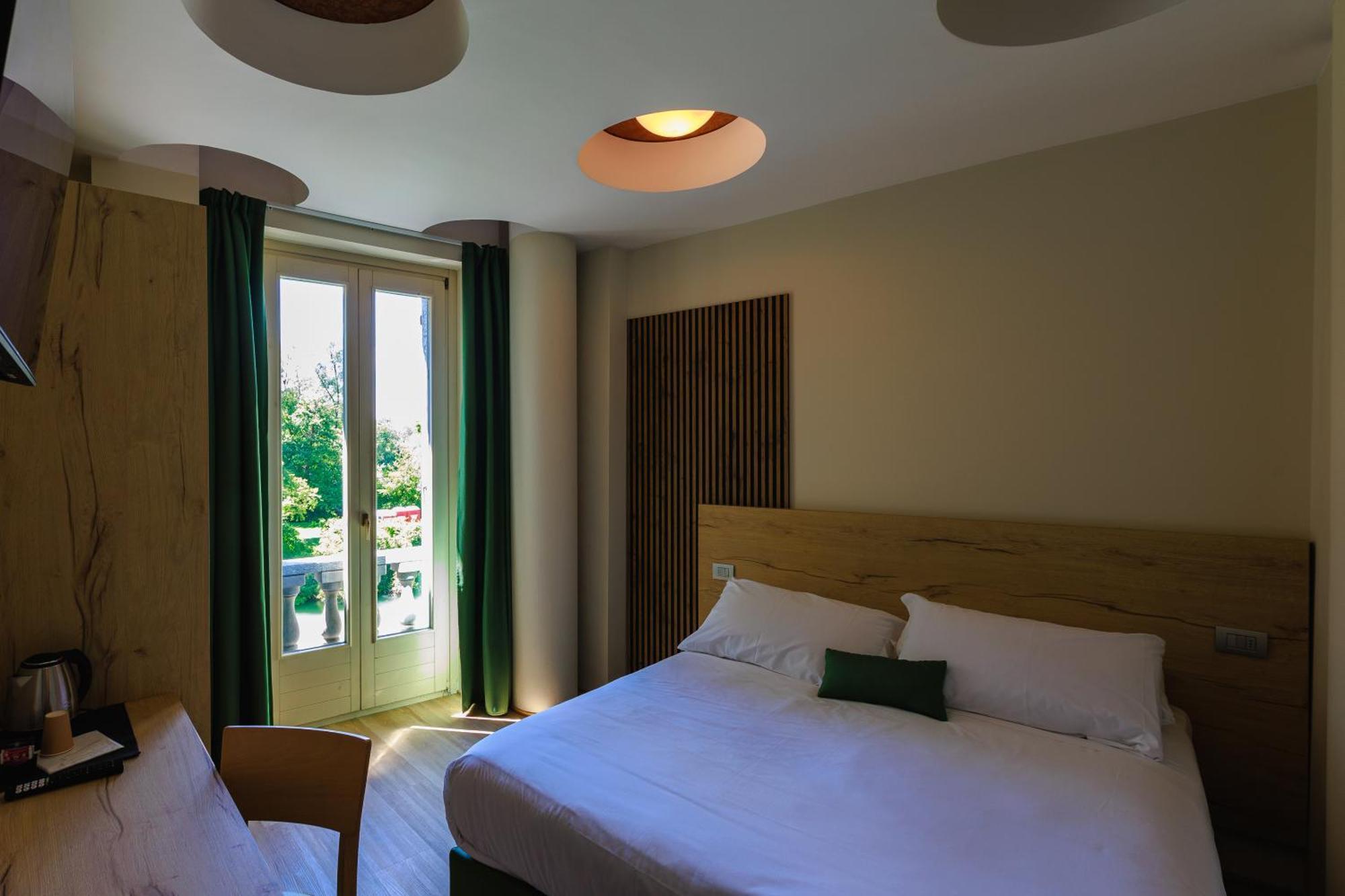Botanique Hotel Vergani Fara Gera d'Adda Ngoại thất bức ảnh